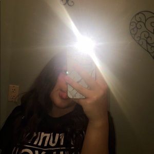 Meet your Posher, Selena